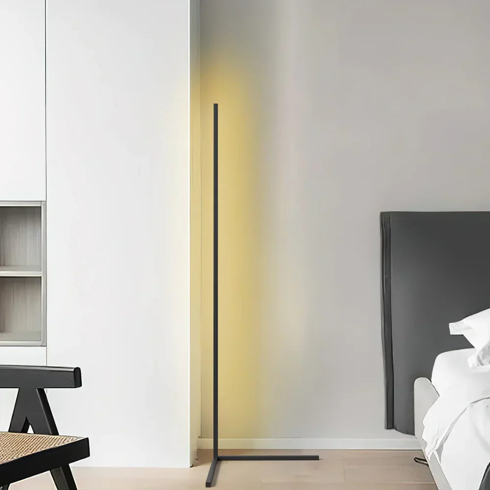 Morave – Lampada da Terra Nordica