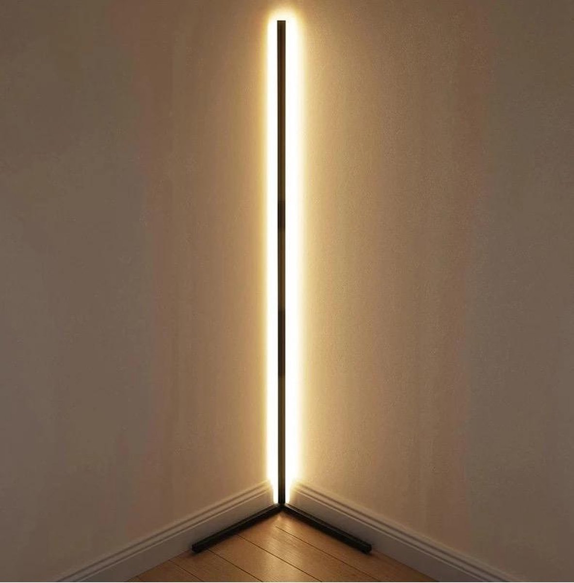 Morave – Lampada da Terra Nordica