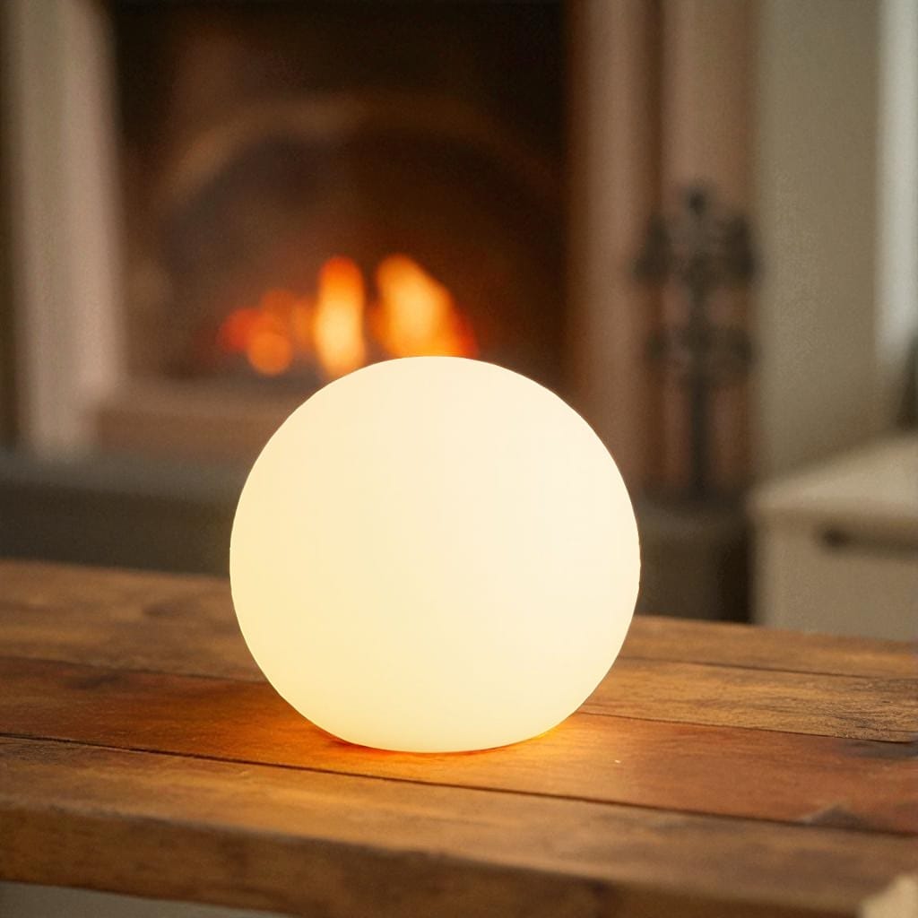 Lunoré – Cordless LED Globe Moon Table Lamp