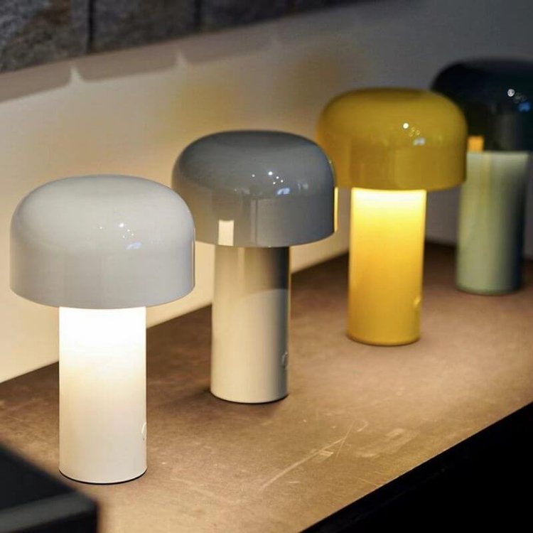 Lumivia - Lampada da Tavolo Portatile a LED Illuminazione Elegante
