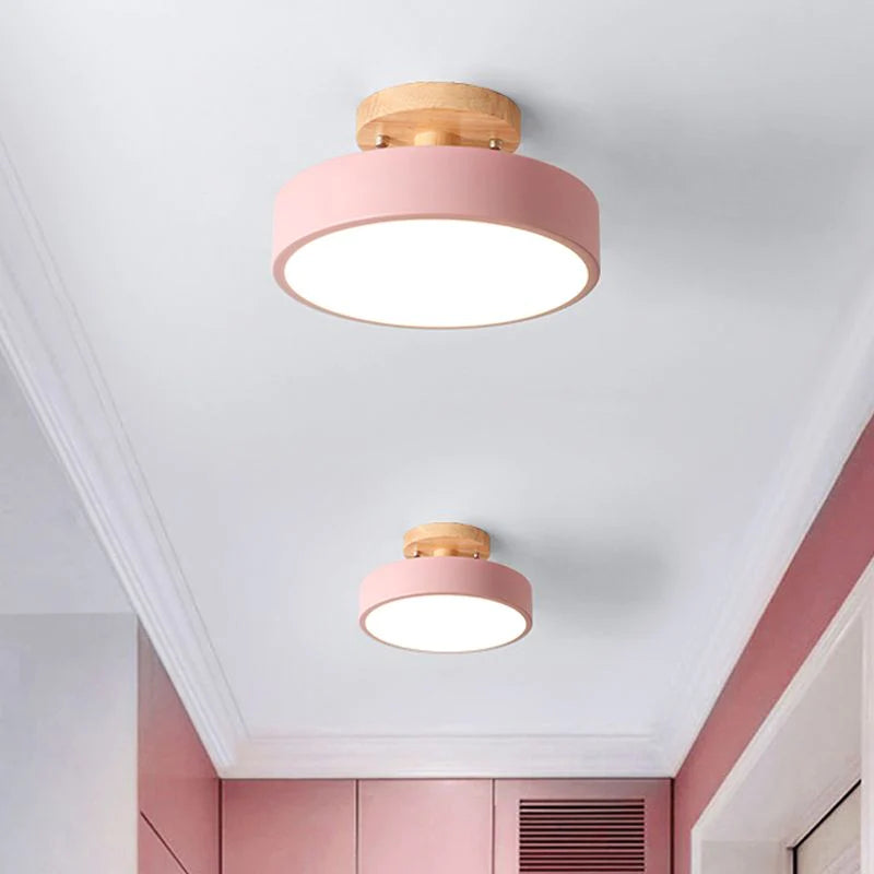Aqiora – Lampada da soffitto LED circolare moderna con base in legno